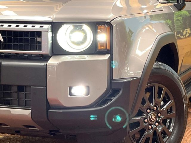 �yLED�w�b�h���C�g�z���V����ԑ��s�����ǍD�Ȏ��E���m�ۂ����S���ĉ^�]�ł��鍂�P�xLED�w�b�h���C�g�𑕔�!�_�����x�������A����d�͂��}�����Ă��܂��B