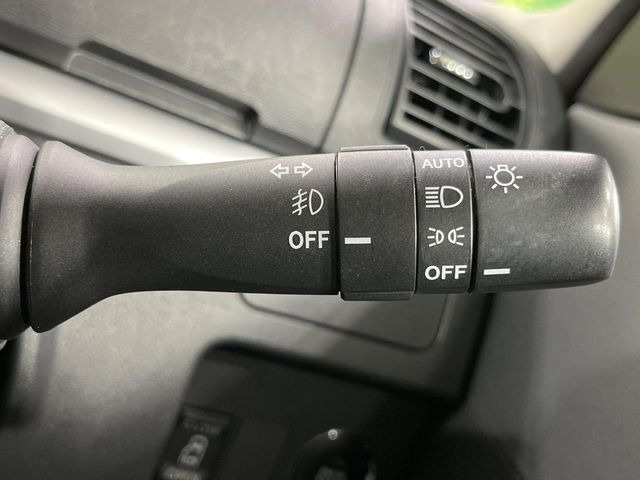 �y�I�[�g���C�g�z����̖��邳�ɉ����Ď����Ńw�b�h���C�g�̓_���E�������ł���@�\�ł�!���C�g�̕t���Y��E�����Y��Ȃǂ������Ȃ�A�J�̓���[���̑��s�����S!�g���l���ʉߎ����֗��ł��ˁ�