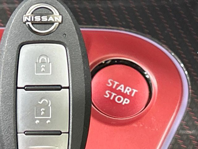 �y�C���e���W�F���g�L�[�z�J�o����|�P�b�g�ɓ��ꂽ�܂܂ł��h�A�̎{���E�������\�ȃX�}�[�g�L�[�𑕔��B�G���W���̃I���E�I�t�����J�M�����o���K�v����������Ƃ��Ă��֗��ł���