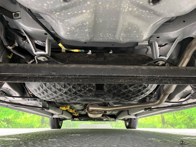 下回りがきれいなうちに、防錆加工の施工がオススメ。降雪地域はもちろん、沿岸部にお住いの方や、趣味でマリン・ウィンタースポーツをされる方にご好評いただいております。