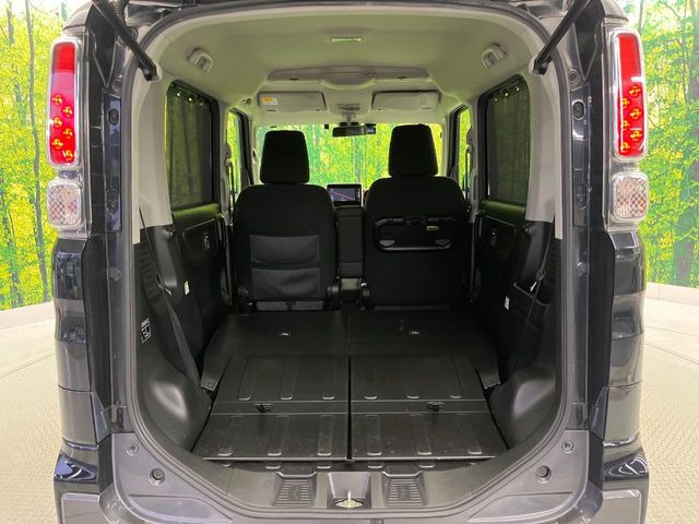 ���i�̂���������ʋ΁A���}���ɏ\���ȉ׎��X�y�[�X���m�ۂ��Ă���܂��B�Z�J���h�V�[�g��|���ƁA�傫�ȉו��̐ύڂ��\�ł���