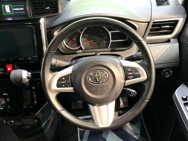 �y�����v�����X�e�A�����O�z�㎿�Ȋv���g�p���邱�ƂŁA��ɂ����������݂ƂĂ��^�]���₷���n���h���ł���