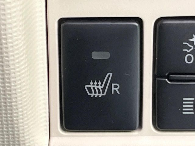 �y�V�[�g�q�[�^�[�z�������ɏd�󂷂�V�[�g�q�[�^�[!�G�A�R����葁�����܂��Ă����̂Ŋ�����̐l�����S�ł��ˁ�G�A�R���̉����͊������邩����A�Ƃ������ɂ����������߂ł��B