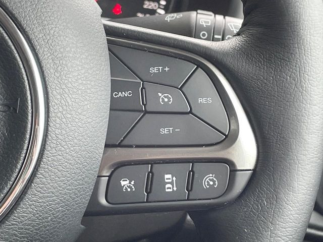 �����[�_�[�N���[�Y�R���g���[��:�O�̎ԂƂ̎Ԋԋ��������ɂƂ�A��葬�x�Ŏ������s���Ă���鎟����̃N���[�Y�R���g���[��!��ɍ������H�⎩���Ԑ�p���H�Ŏg�p����֗��ȋ@�\�ł�!