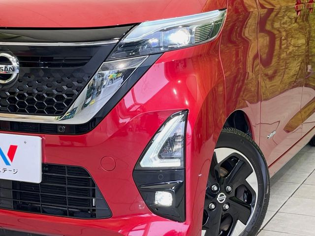 �yLED�w�b�h���C�g�z���V����ԑ��s�����ǍD�Ȏ��E���m�ۂ����S���ĉ^�]�ł��鍂�P�xLED�w�b�h���C�g�𑕔�!�_�����x�������A����d�͂��}�����Ă��܂��B