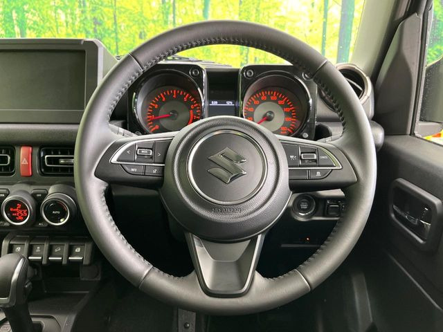 �y�����v�����X�e�A�����O�z�㎿�Ȋv���g�p���邱�ƂŁA��ɂ����������݂ƂĂ��^�]���₷���n���h���ł���