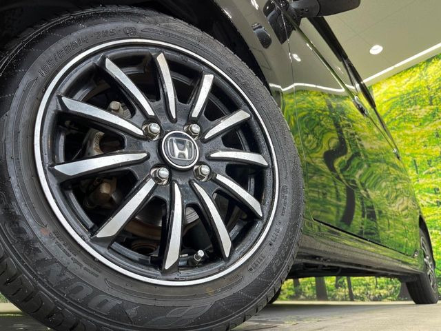 【純正14インチアルミホイール】外観にマッチした純正アルミホイールを装着しております。各種社外アルミホイールや、スタッドレスタイヤも取扱いしております。是非ご相談ください♪