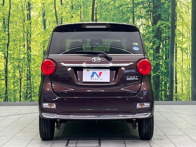 安心の最長10年・走行無制限保証(有償)をご用意。保証内容も充実はもちろん、無料点検&オイル交換や、年中無休の全国・24時間ロードサービスも付帯されておりますのでご安心下さい。