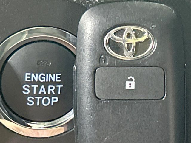 �y�X�}�[�g�L�[�z�J�o����|�P�b�g�ɓ��ꂽ�܂܂ł��h�A�̎{���E�������\�ȃX�}�[�g�L�[�𑕔��B�G���W���̃I���E�I�t�����J�M�����o���K�v����������Ƃ��Ă��֗��ł���