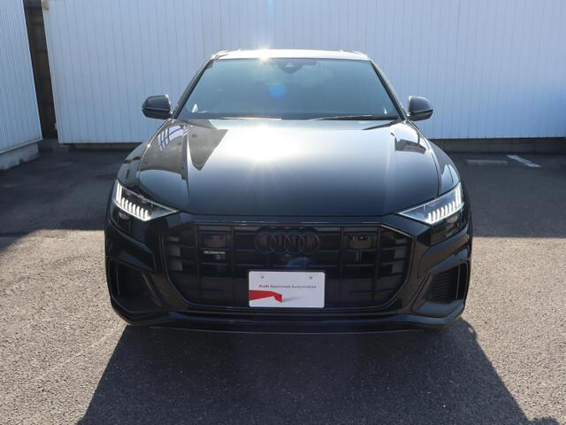 Q855 TFSI クワトロ 4WD