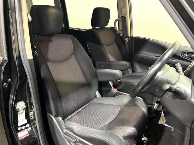 �^�]�ȃV�[�g���͎g�p�������Ȃ��A�ǍD�ȏ�ԂƂȂ��Ă��܂��B���J�Ɏg���Ă������Ƃ��悭�킩��܂��ˁB