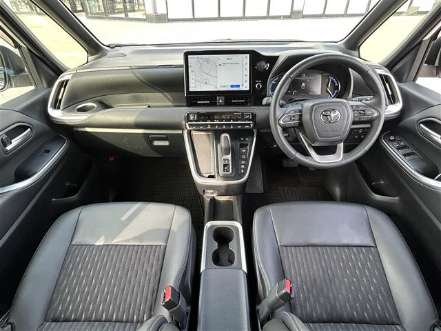 ノア1.8 ハイブリッド S-Z