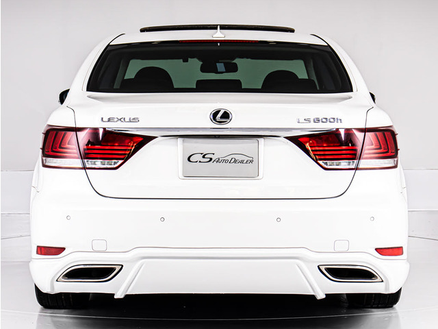 ★クリアランスソナー(前後コーナーセンサー)が付いています!フロント&リアにセンサーがあり、障害物に近づくと警告音が鳴り、更にはマルチ画面上にも表示されます!すごく便利な人気装備です!!