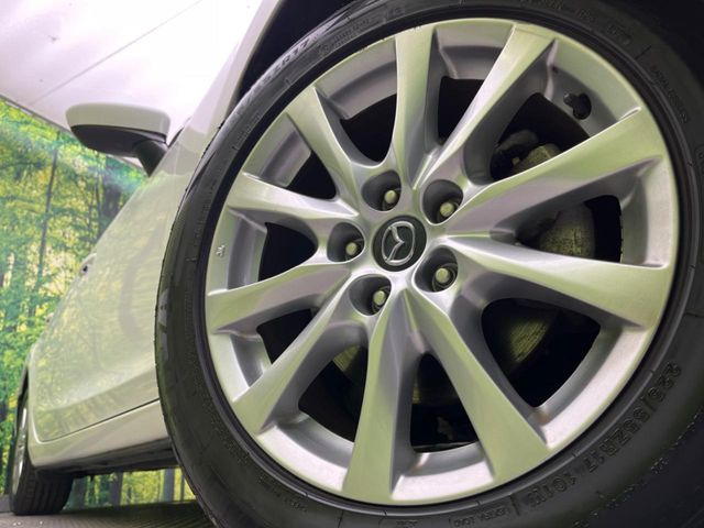 �y����17�C���`�A���~�z�C�[���z�O�ςɃ}�b�`���������A���~�z�C�[���𑕒����Ă���܂��B�e��ЊO�A���~�z�C�[����A�X�^�b�h���X�^�C�����戵�����Ă���܂��B���񂲑��k����������