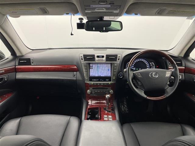 LS600h バージョンS Iパッケージ 4WD