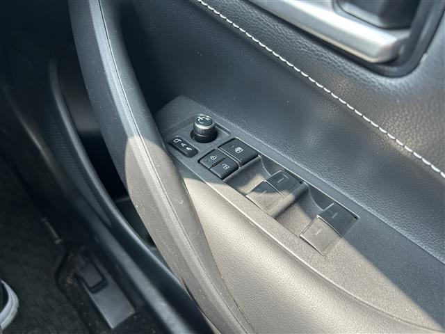 カローラスポーツ1.8 ハイブリッド G