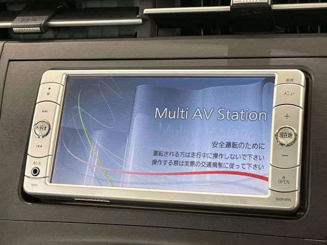 �y�����i�r�z�l�C�̏����i�r�𑕔����Ă���܂��B�i�r�̎g���₷���͂������A�I�[�f�B�I�@�\���[��!�L�����v�◷�s�͂������A�ʋ΂┃�����ȂǕ��i�̃h���C�u���y�����Ȃ�͂���