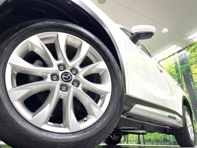 �y����19�C���`�A���~�z�C�[���z�O�ςɃ}�b�`���������A���~�z�C�[���𑕒����Ă���܂��B�e��ЊO�A���~�z�C�[����A�X�^�b�h���X�^�C�����戵�����Ă���܂��B���񂲑��k����������