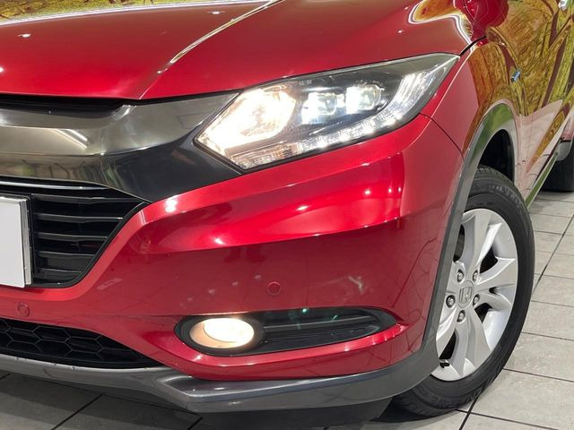 �yLED�w�b�h���C�g�z���V����ԑ��s�����ǍD�Ȏ��E���m�ۂ����S���ĉ^�]�ł��鍂�P�xLED�w�b�h���C�g�𑕔�!�_�����x�������A����d�͂��}�����Ă��܂��B