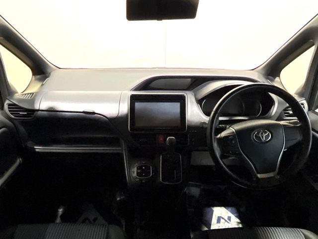 ヴォクシー2.0 ZS