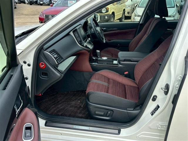 クラウンアスリートハイブリッド 2.5 S