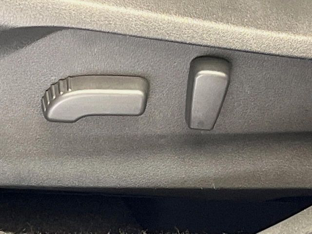 �y�p���[�V�[�g�z�X�C�b�`��ŊȒP�ɃV�[�g�̔��������\!�d��������͂�����܂���!���K�ȃV�[�g�|�W�V�����ɃZ�b�g���āA���K�ȃh���C�u�����y���݂��������B