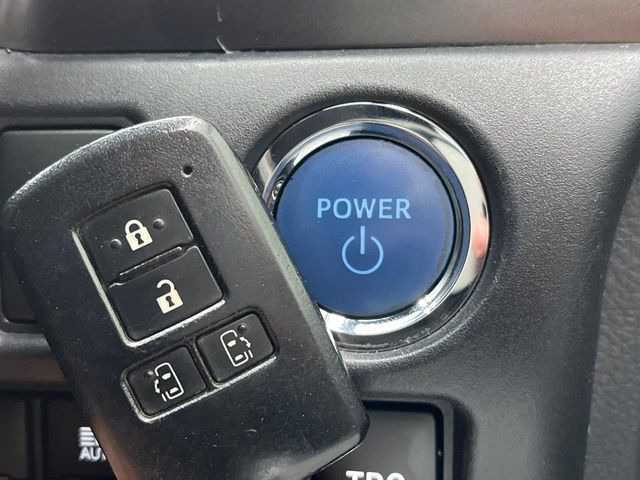 �y�X�}�[�g�L�[�z�J�o����|�P�b�g�ɓ��ꂽ�܂܂ł��h�A�̎{���E�������\�ȃX�}�[�g�L�[�𑕔��B�G���W���̃I���E�I�t�����J�M�����o���K�v����������Ƃ��Ă��֗��ł���