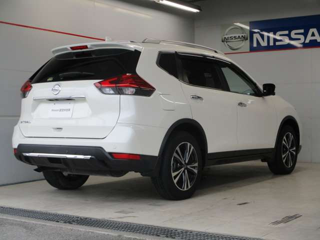 エクストレイル2.0 20Xi