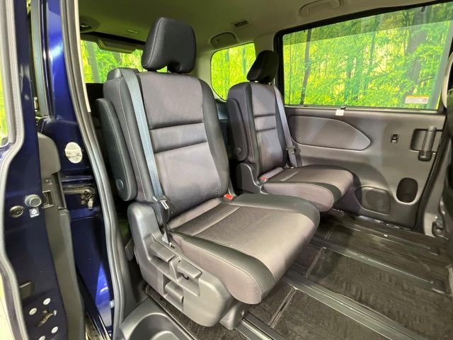 ���ڒ����̓E�H�[�N�X���[�ƂȂ��Ă���܂��B���ڂƎO��ڂ̈ړ�����~�肪�Ƃ��Ă��y�ɂȂ�̂ŁA���~��̍ۂ��X�g���X�������邱�Ƃ͂���܂����