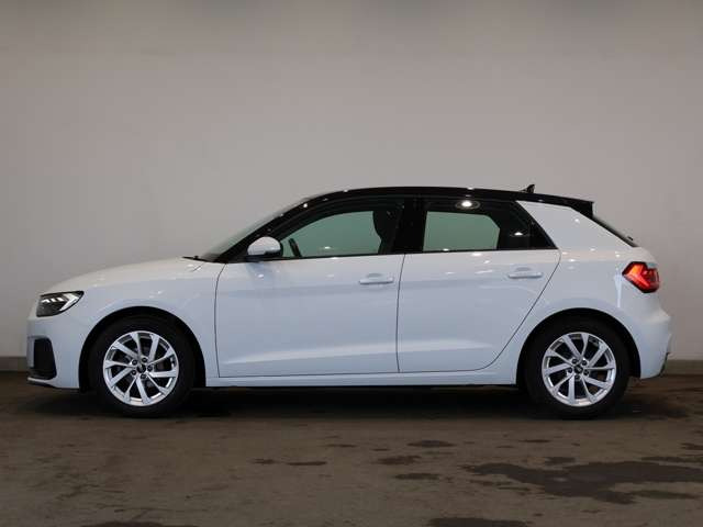 A1スポーツバック25 TFSI アドバンスド