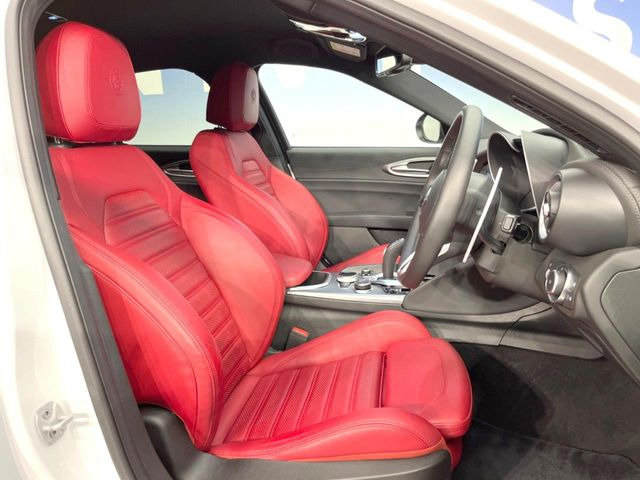 ���V�[�g�̎g�p��:�j��E�ւ�������Ȃ��A�����̒ʂ肫�ꂢ�ȏ�Ԃ��ێ����Ă���܂��B�܂��A�����N���[�j���O�E�R�[�e�B���O�����p�����������܂��B