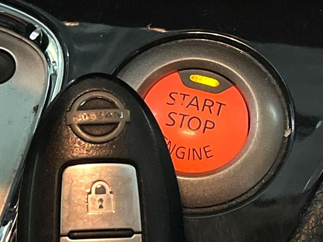 �y�C���e���W�F���g�L�[�z�J�o����|�P�b�g�ɓ��ꂽ�܂܂ł��h�A�̎{���E�������\�ȃX�}�[�g�L�[�𑕔��B�G���W���̃I���E�I�t�����J�M�����o���K�v����������Ƃ��Ă��֗��ł���