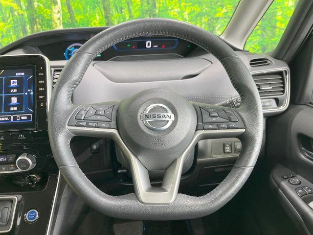 �y�����v�����X�e�A�����O�z�㎿�Ȋv���g�p���邱�ƂŁA��ɂ����������݂ƂĂ��^�]���₷���n���h���ł���