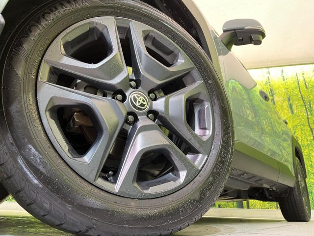 �y����19�C���`�A���~�z�C�[���z�O�ςɃ}�b�`���������A���~�z�C�[���𑕒����Ă���܂��B�e��ЊO�A���~�z�C�[����A�X�^�b�h���X�^�C�����戵�����Ă���܂��B���񂲑��k����������