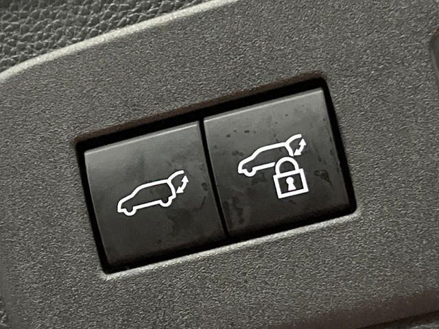 �y�p���[�o�b�N�h�A�z�X�}�[�g�L�[��^�]�Ȃ̃{�^�������������Ń��A�Q�[�g�������ŊJ���܂�!�ו��������Ă��鎞��A�����ʒu�ɂ���o�b�N�h�A��߂�ۂɕ֗��ȋ@�\�ł���