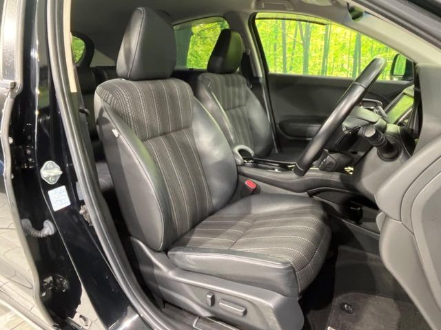 �y�n�[�t���U�[�V�[�g�z�������ƍ���S�n�𗼗������l�C�̃V�[�g���w�ʁE���ʂ̃t�@�u���b�N�f�ނ́A�ʋC���̗ǂ��⊊��ɂ����ɗD��Ă��܂��B�C���╞���ɍ��E���ꂸ���K�ɂ���肢�������܂��B