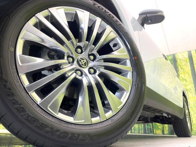 �y����19�C���`�A���~�z�C�[���z�O�ςɃ}�b�`���������A���~�z�C�[���𑕒����Ă���܂��B�e��ЊO�A���~�z�C�[����A�X�^�b�h���X�^�C�����戵�����Ă���܂��B���񂲑��k����������