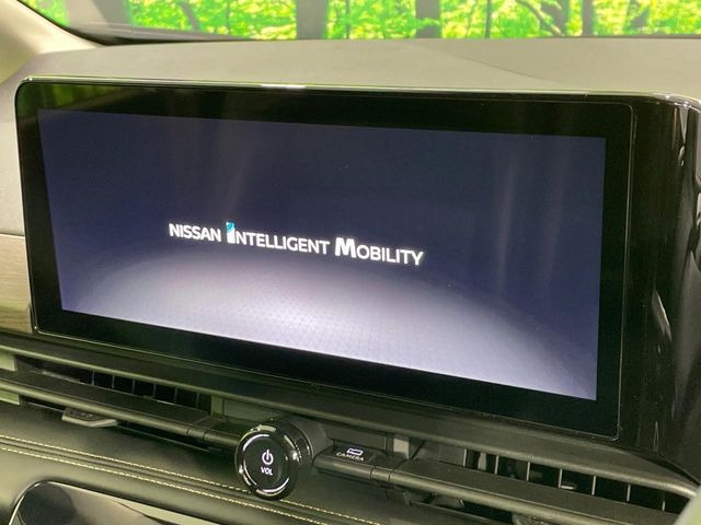 �y���[�J�[����12�^�i�r�z�C���e���A�ɗn�����ރX�^�C���b�V���ȁu��p�݌v�v���[�J�[�i�r�𑕔��􎋔F���⑀�쐫�ȂǊ�{���\�ɂ��D��A���㎿�ȃJ�[���C�t�����y���݂��������܂��B