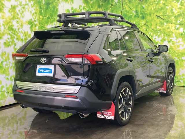 RAV42.0 アドベンチャー 4WD