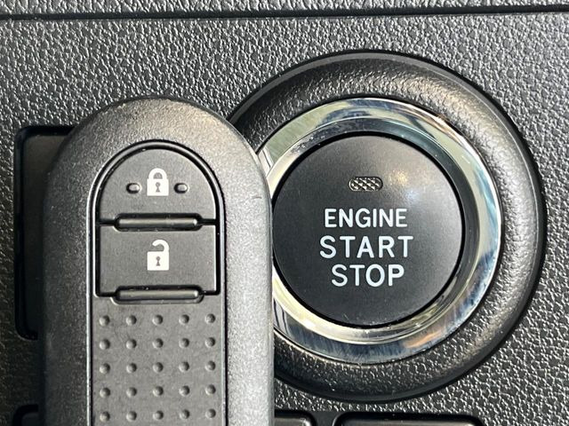 �y�L�[�t���[�V�X�e���z�J�o����|�P�b�g�ɓ��ꂽ�܂܂ł��h�A�̎{���E�������\�ȃX�}�[�g�L�[�𑕔��B�G���W���̃I���E�I�t�����J�M�����o���K�v����������Ƃ��Ă��֗��ł���