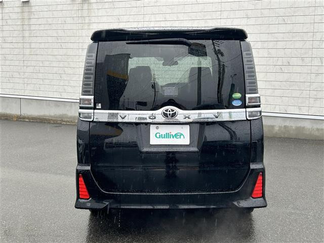 ヴォクシー2.0 ZS 煌