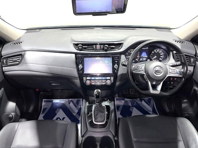 エクストレイル2.0 20Xi