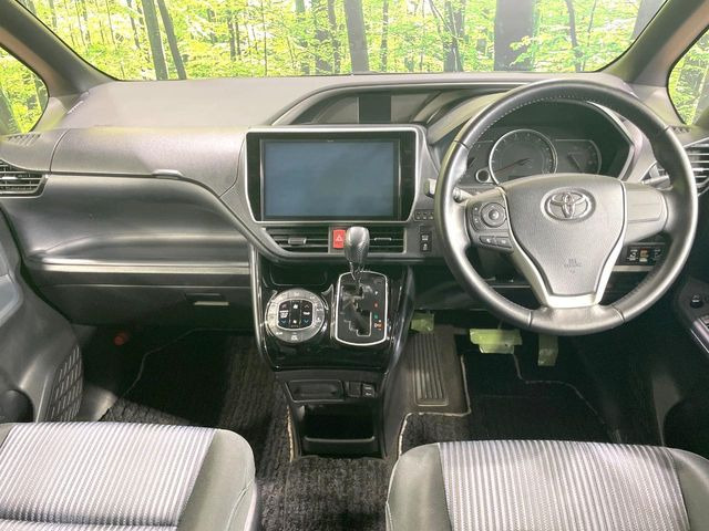 ヴォクシー2.0 ZS 煌II