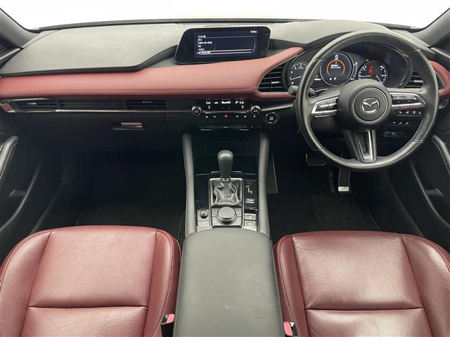 MAZDA3ファストバック2.0 20S バーガンディ セレクション