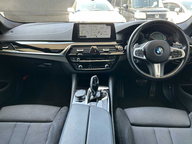 5シリーズツーリング523i Mスポーツ