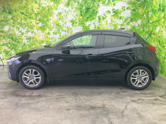 デミオ1.5 XD ノーブル クリムゾン