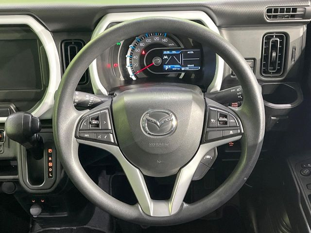 �y�X�e�A�����O�X�C�b�`�z�^�]���A�O������ڐ������炷���ƂȂ��A�I�[�f�B�I���̑��삪�\�ȕ֗��@�\!���S&���K�ȃh���C�u�����o���Ă���܂���