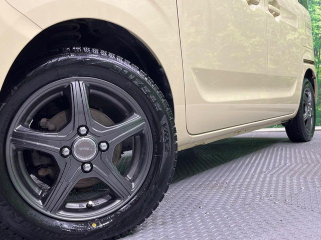 �y14�C���`�A���~�z�C�[���z�O�ςɃ}�b�`�����A���~�z�C�[���𑕒����Ă���܂��B�e��A���~�z�C�[����A�X�^�b�h���X�^�C�����戵�����Ă���܂��B���񂲑��k����������