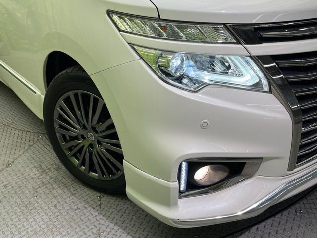 �yLED�w�b�h���C�g�z���V����ԑ��s�����ǍD�Ȏ��E���m�ۂ����S���ĉ^�]�ł��鍂�P�xLED�w�b�h���C�g�𑕔�!�_�����x�������A����d�͂��}�����Ă��܂��B