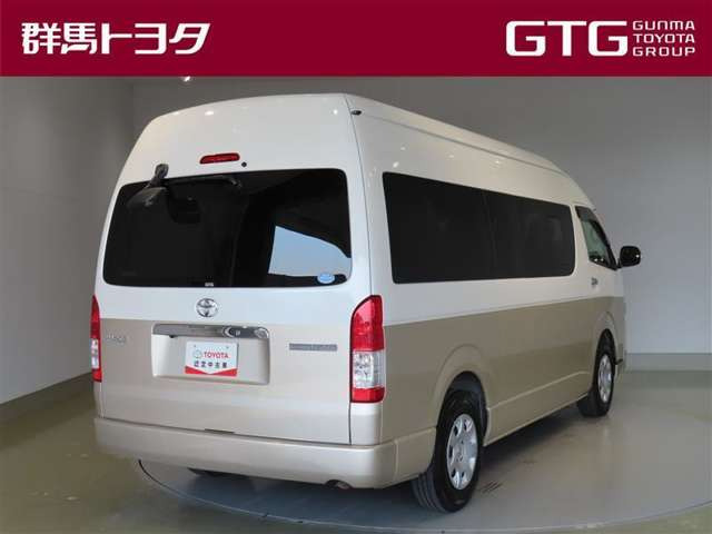 ハイエース2.7 グランドキャビン